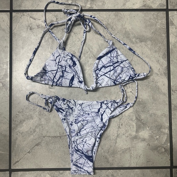 Marble Bikini - Picture 2 of 4